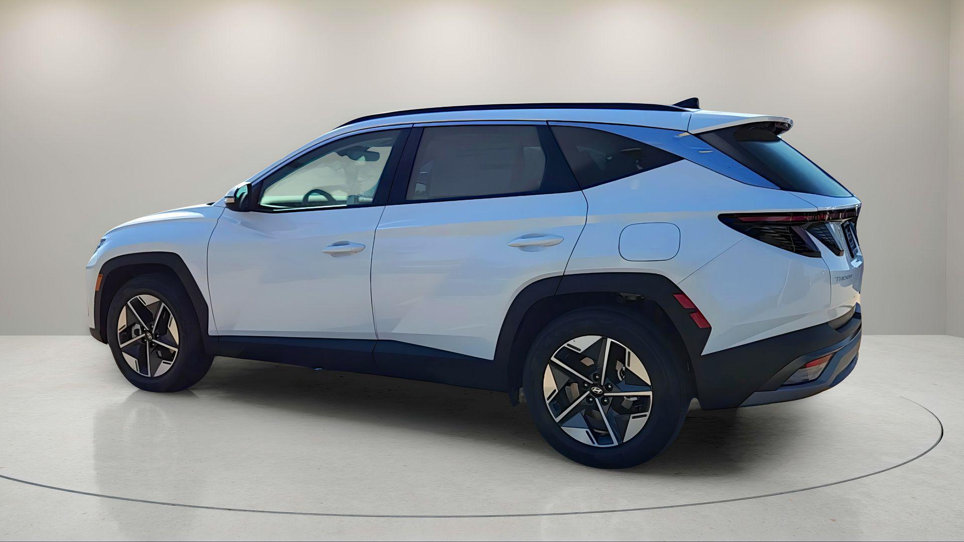 2025 Hyundai Tucson SEL Convenience - Photo 5