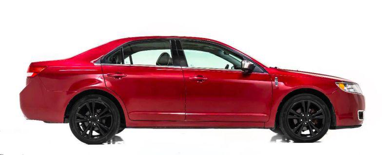 2012 Lincoln MKZ Sedan 4D