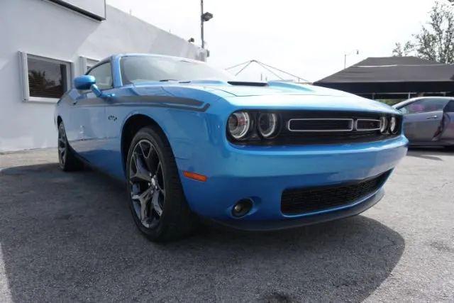 2016 Dodge Challenger R/T Plus
