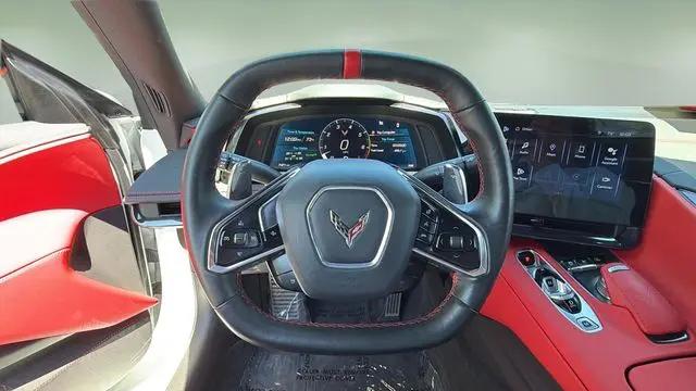 2024 Chevrolet Corvette Stingray RWD Convertible 2LT
