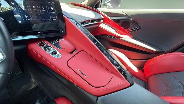 2024 Chevrolet Corvette Stingray RWD Convertible 2LT