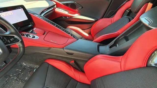 2024 Chevrolet Corvette Stingray RWD Convertible 2LT