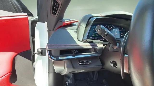 2024 Chevrolet Corvette Stingray RWD Convertible 2LT