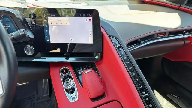 2024 Chevrolet Corvette Stingray RWD Convertible 2LT