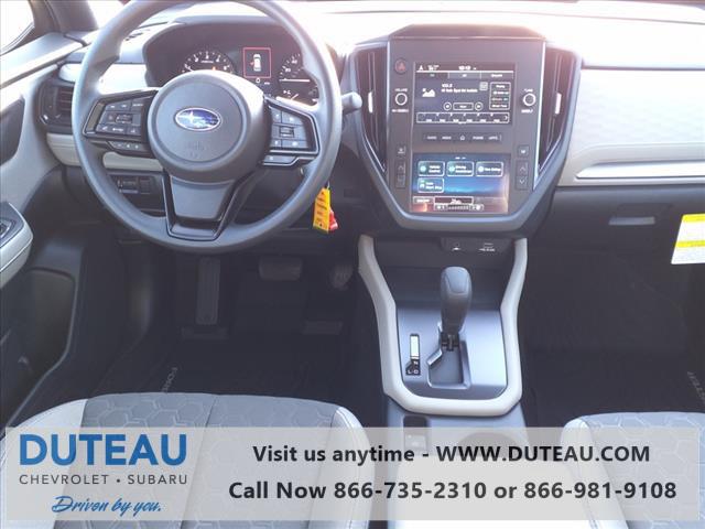 2025 Subaru Forester Base