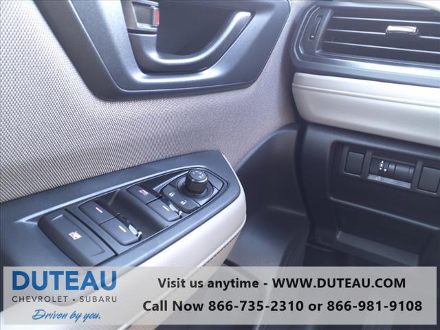 2025 Subaru Forester Base
