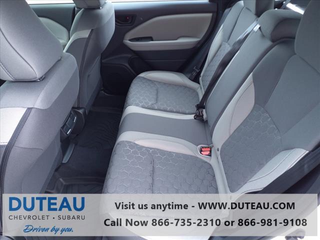 2025 Subaru Forester Base