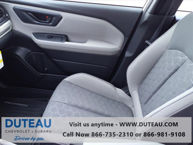 2025 Subaru Forester Base