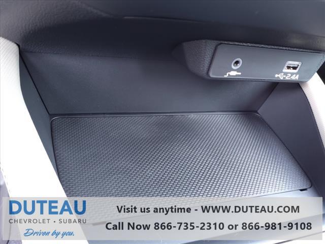 2025 Subaru Forester Base