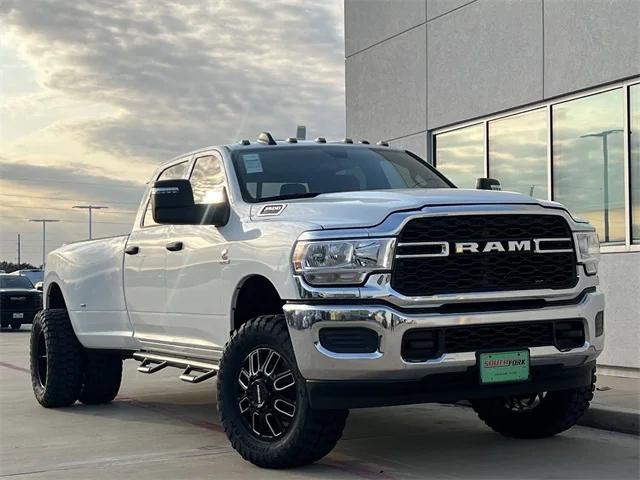 2024 RAM Ram 3500 RAM 3500 TRADESMAN CREW CAB 4X4 8 BOX