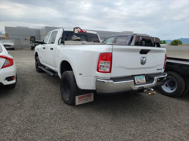 2022 RAM 3500 Tradesman Crew Cab 4x4 8 Box