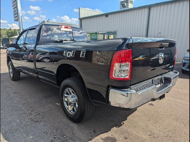 2024 RAM 2500 Tradesman Crew Cab 4x4 8 Box