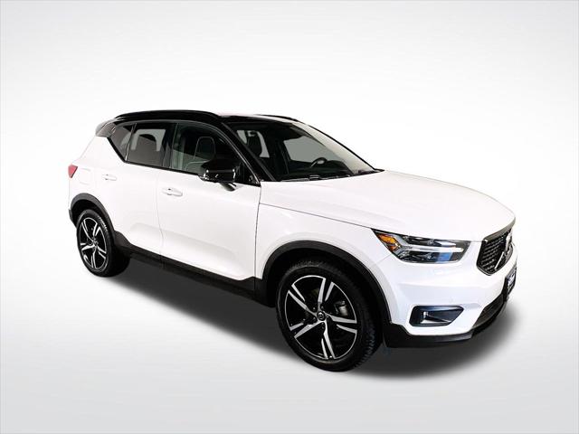 2021 Volvo XC40 T5 R-Design