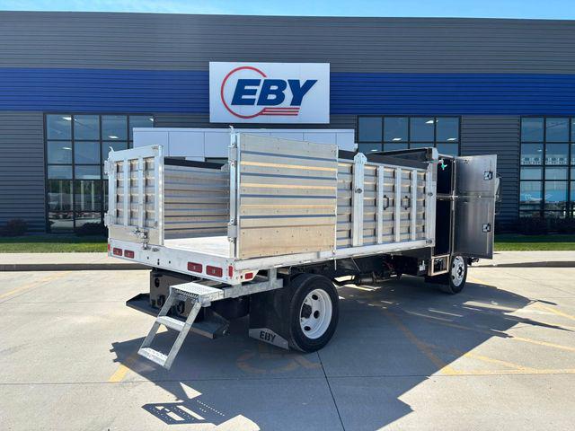 2025 Chevrolet 5500 wt