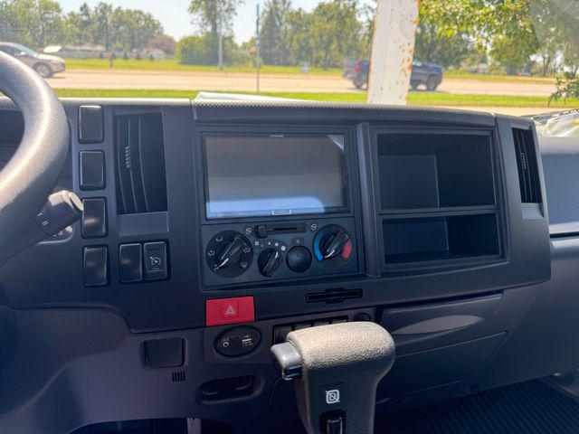 2025 Chevrolet 5500 wt