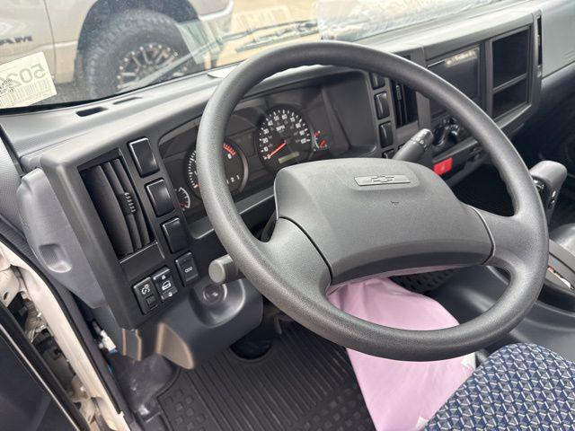 2025 Chevrolet 5500 wt