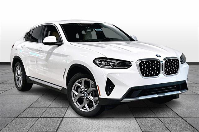 2025 BMW X4