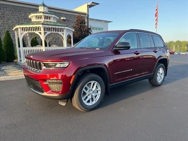 2024 Jeep Grand Cherokee GRAND CHEROKEE LAREDO X 4X4