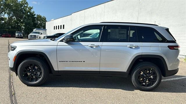 2024 Jeep Grand Cherokee GRAND CHEROKEE ALTITUDE 4X4