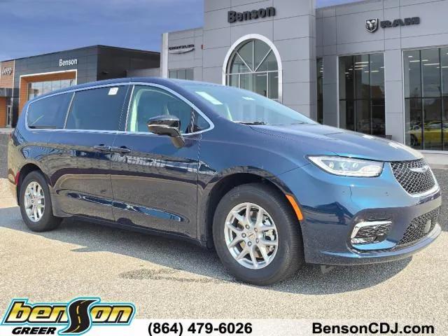 2024 Chrysler Pacifica PACIFICA TOURING L