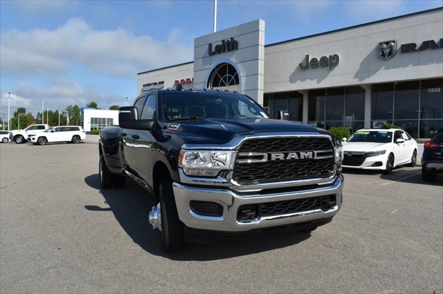 2024 RAM Ram 3500 RAM 3500 TRADESMAN CREW CAB 4X4 8 BOX