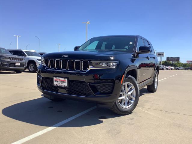 2024 Jeep Grand Cherokee GRAND CHEROKEE LAREDO X 4X2