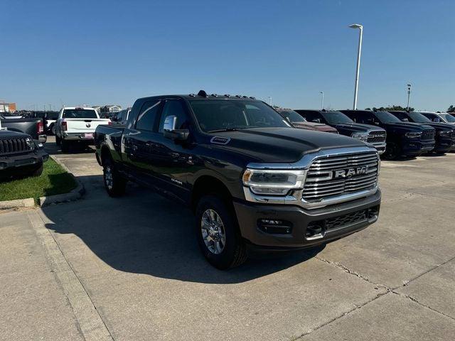 2024 RAM Ram 2500 RAM 2500 LARAMIE MEGA CAB 4X4 64 BOX