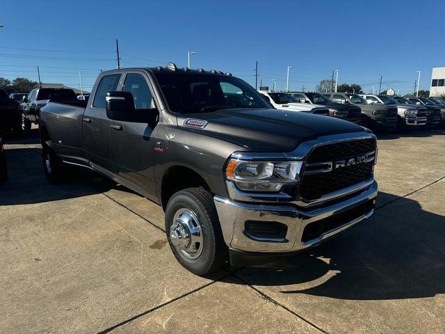 2024 RAM Ram 3500 RAM 3500 TRADESMAN CREW CAB 4X4 8 BOX