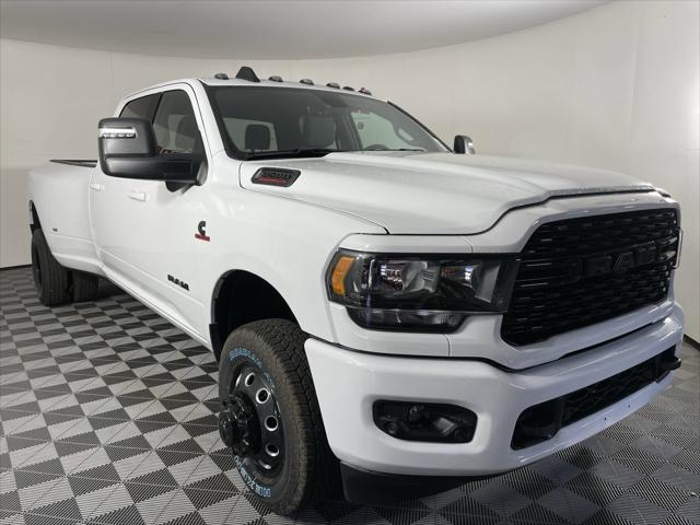 2024 RAM Ram 3500 RAM 3500 BIG HORN CREW CAB 4X4 8 BOX