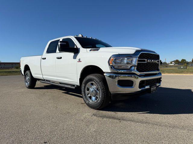 2024 RAM Ram 2500 RAM 2500 TRADESMAN CREW CAB 4X4 8 BOX