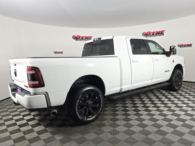 2024 RAM Ram 3500 RAM 3500 LARAMIE MEGA CAB 4X4 64 BOX