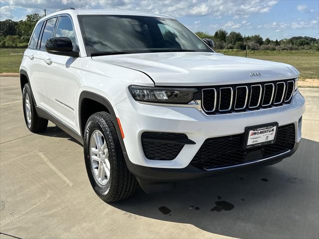 2024 Jeep Grand Cherokee GRAND CHEROKEE LAREDO 4X2