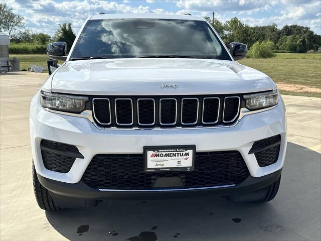 2024 Jeep Grand Cherokee GRAND CHEROKEE LAREDO 4X2