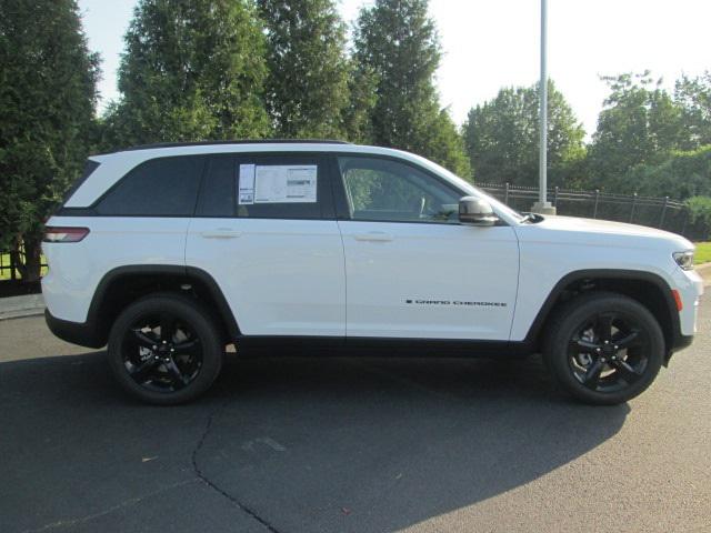 2024 Jeep Grand Cherokee GRAND CHEROKEE ALTITUDE 4X4