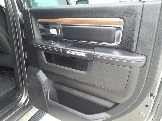 2018 Ram 1500 Laramie Crew Cab 4x4 57 Box
