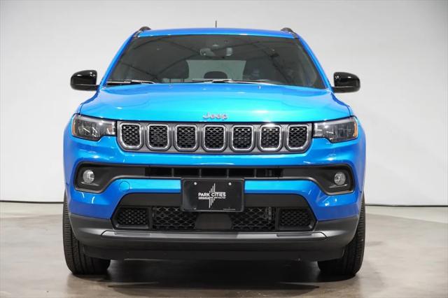 2023 Jeep Compass Latitude Lux FWD