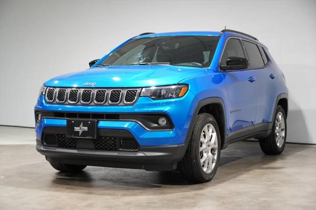 2023 Jeep Compass Latitude Lux FWD