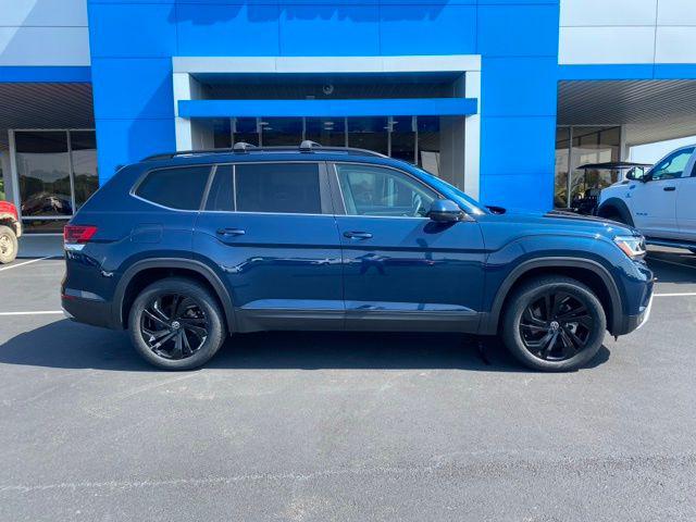 2022 Volkswagen Atlas 3.6L V6 SE w/Technology