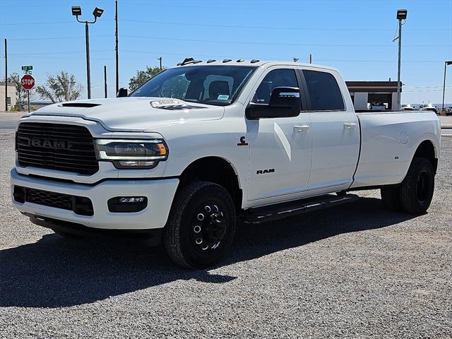 2024 RAM Ram 3500 RAM 3500 LARAMIE CREW CAB 4X4 8 BOX