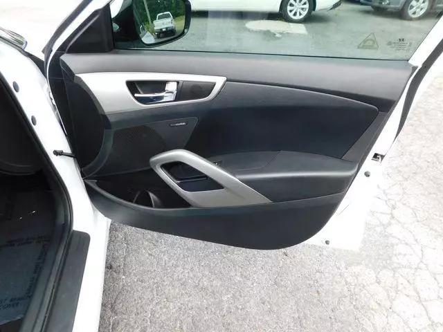 2017 Hyundai Veloster Value Edition