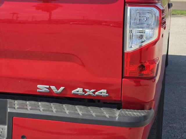 2023 Nissan Titan Crew Cab SV 4x4