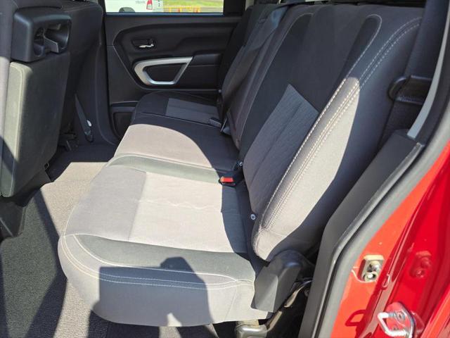 2023 Nissan Titan Crew Cab SV 4x4