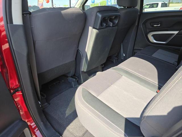 2023 Nissan Titan Crew Cab SV 4x4