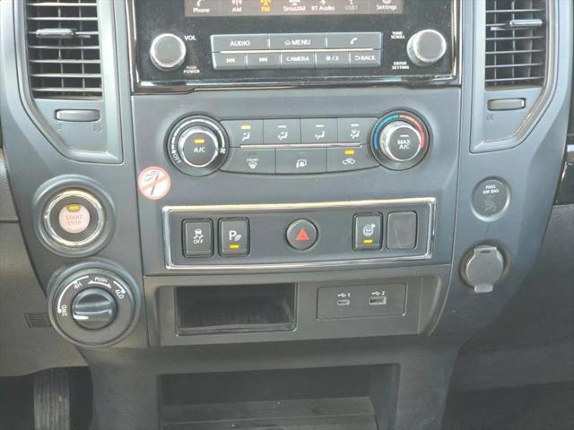 2023 Nissan Titan Crew Cab SV 4x4