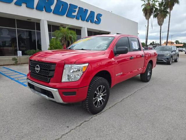 2023 Nissan Titan Crew Cab SV 4x4