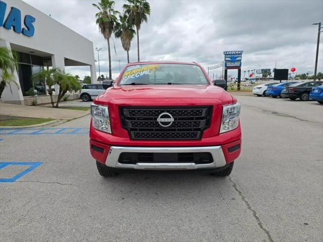 2023 Nissan Titan Crew Cab SV 4x4