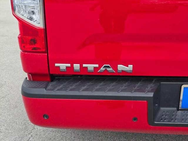 2023 Nissan Titan Crew Cab SV 4x4