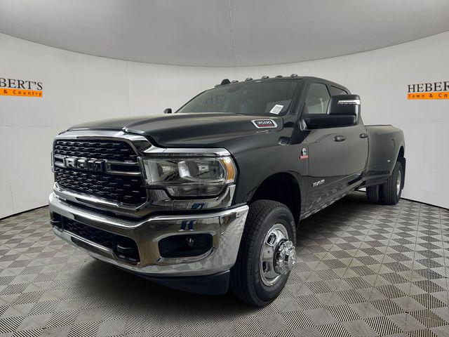 2024 RAM Ram 3500 RAM 3500 BIG HORN CREW CAB 4X4 8 BOX