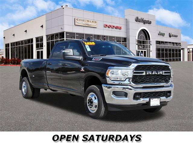 2024 RAM Ram 3500 RAM 3500 TRADESMAN CREW CAB 4X4 8 BOX