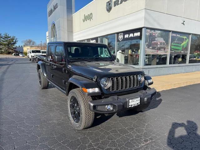 2024 Jeep Gladiator GLADIATOR NIGHTHAWK 4X4